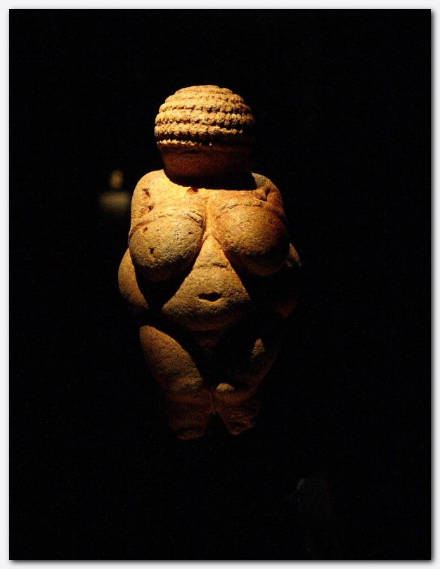 Slika 1 - Willendorfska Venera